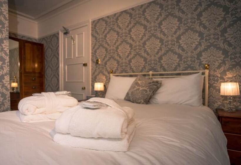 Пансион Foyers Bay Country House