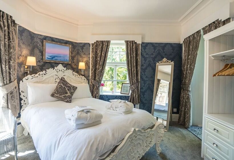 Пансион Foyers Bay Country House