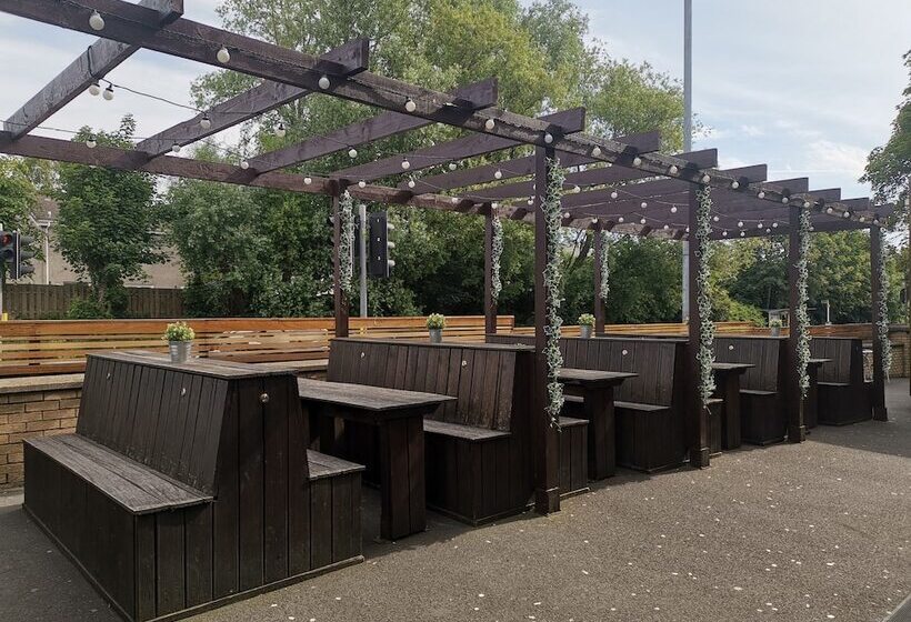 ペンション The Fullarton Park