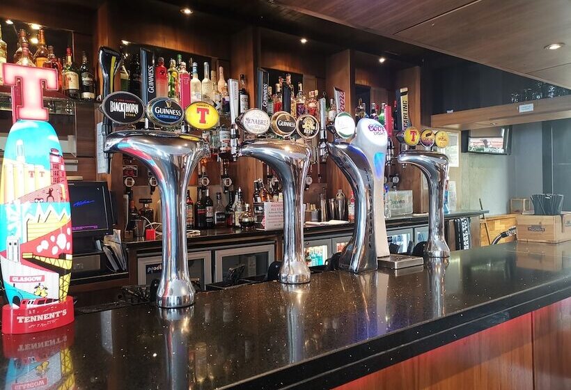 ペンション The Fullarton Park