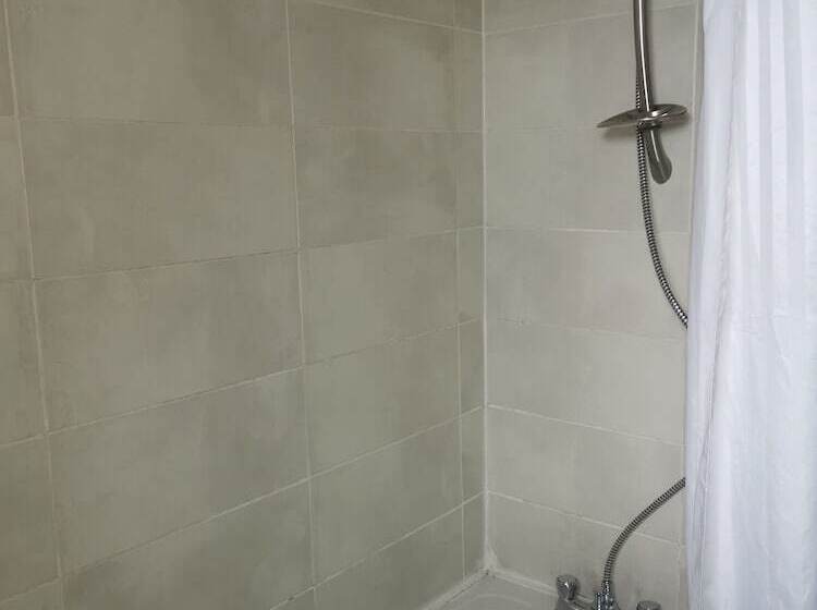 ペンション The Fullarton Park