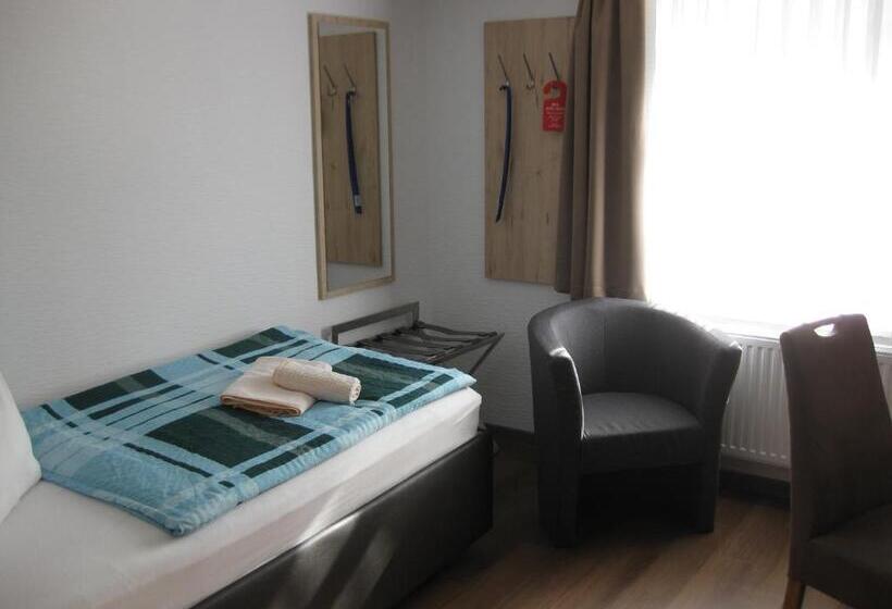 ペンション Garni Alter Fritz