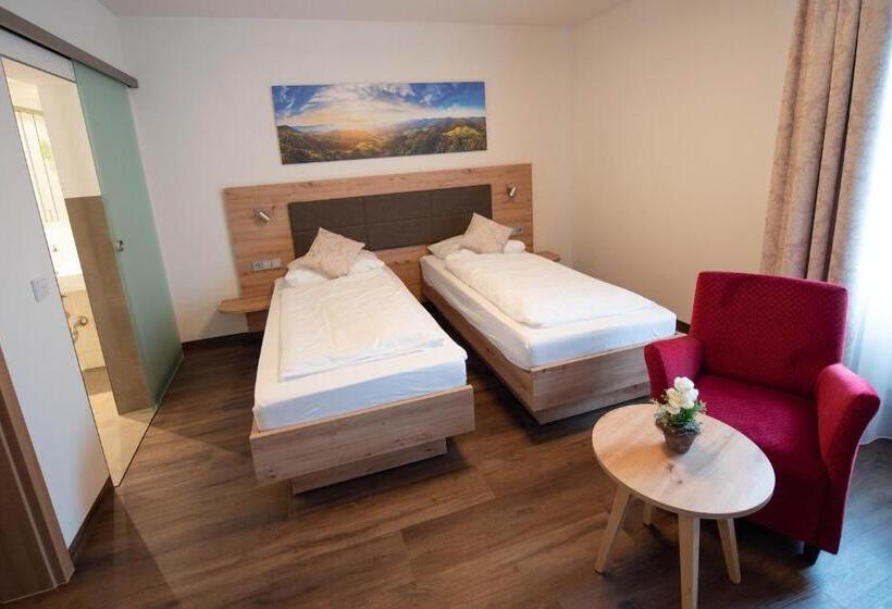 Pensão Gasthof Pfauen