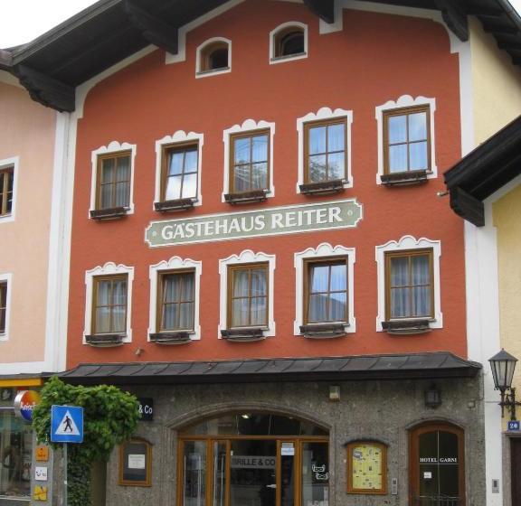 بنسيون Gästehaus Reiter