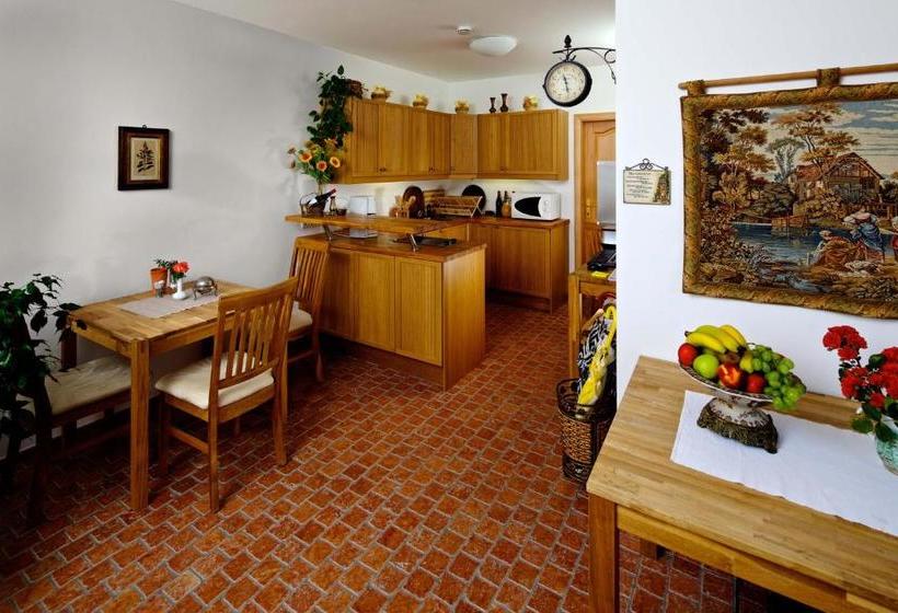 Пансион Gästehaus Samira