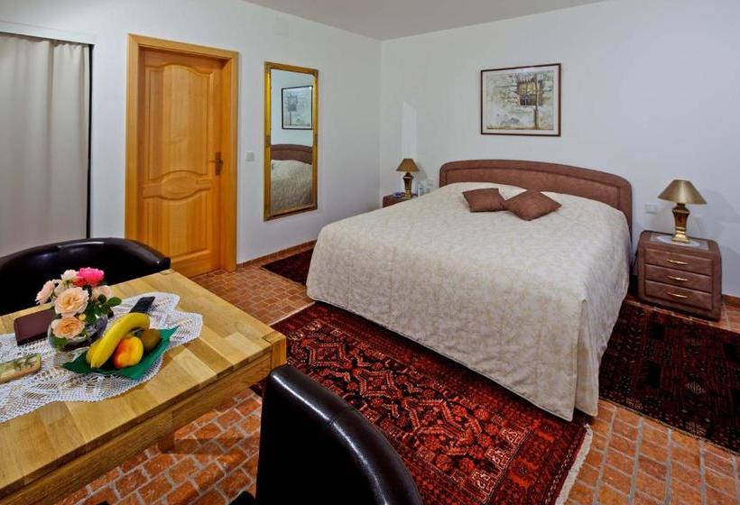 Пансион Gästehaus Samira