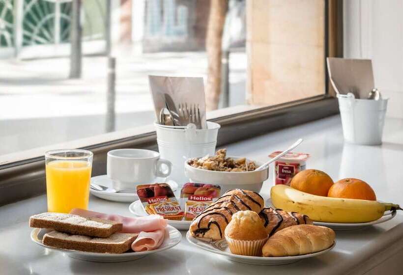 Пансион Hostal Baler