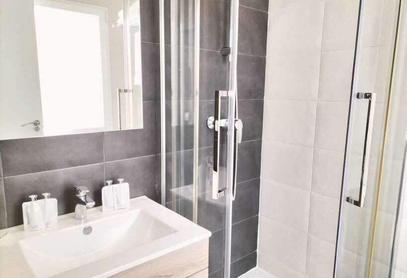 بنسيون Hostal Gonzala By Gaiarooms