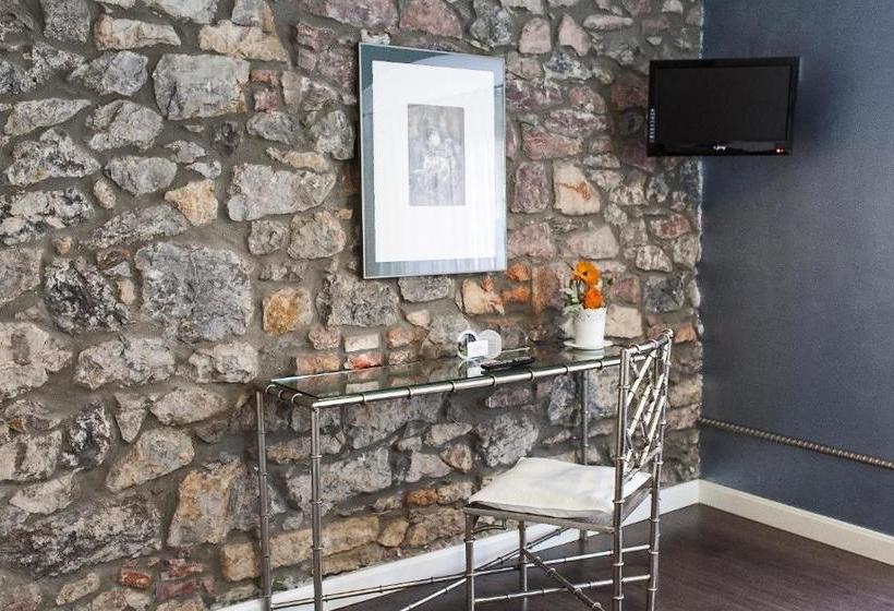 بنسيون Hostal Jardin Secreto