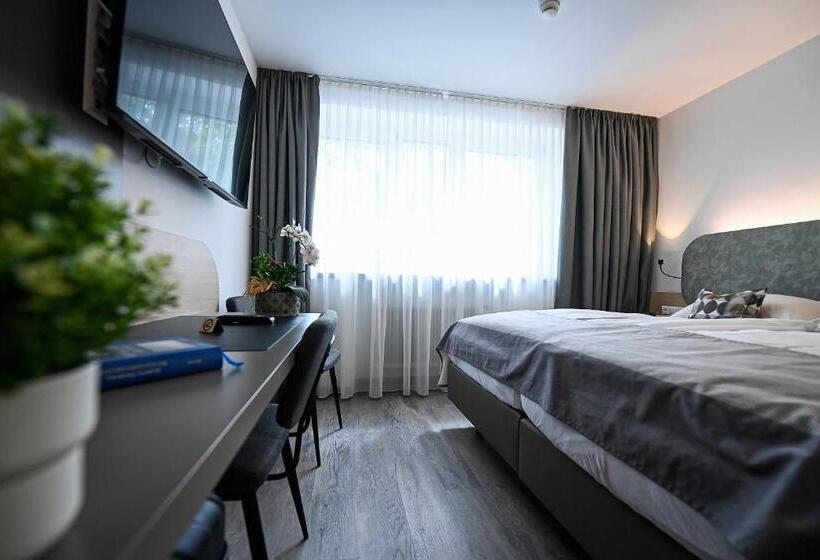 پانسیون Kolping Gästehaus