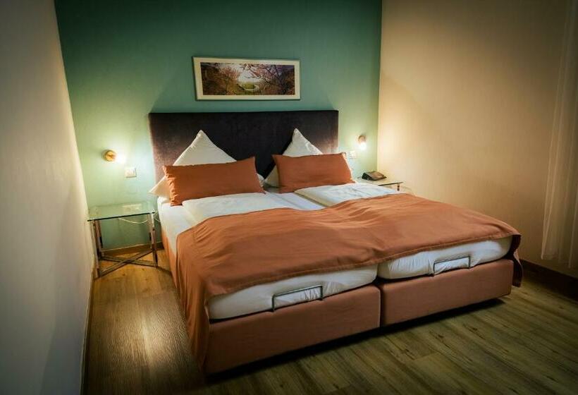 Пансион Mosel Landhaus Hotel Oster