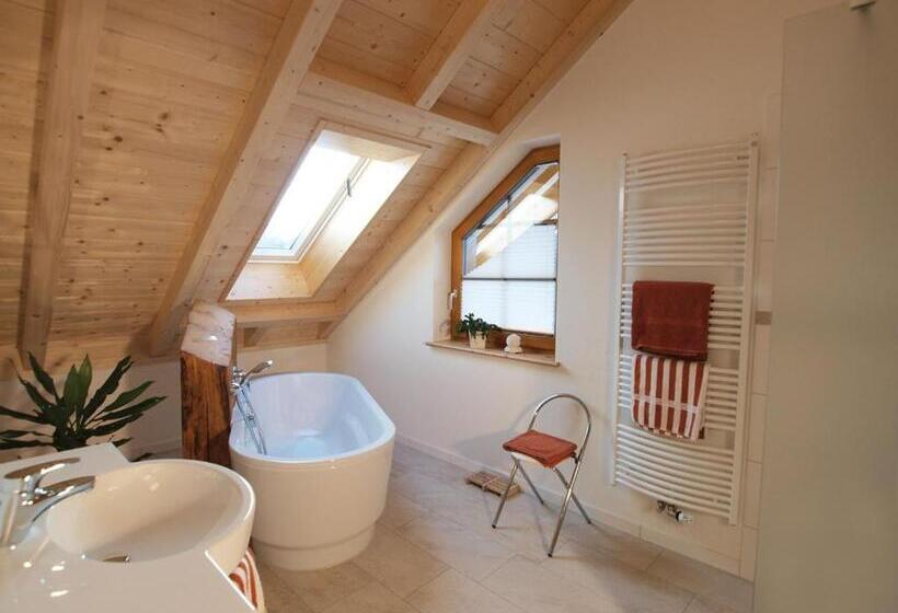 ペンション Naturparkhotel Schwarzwaldhaus