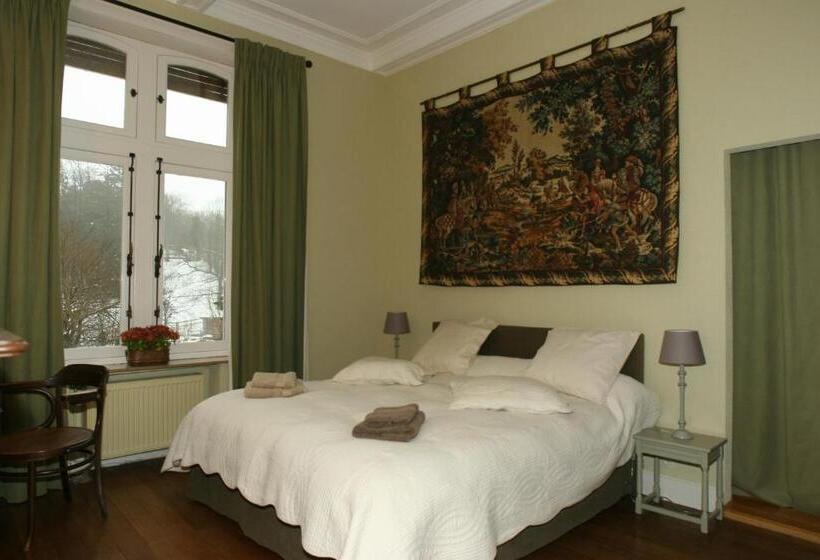 ペンション New Castle