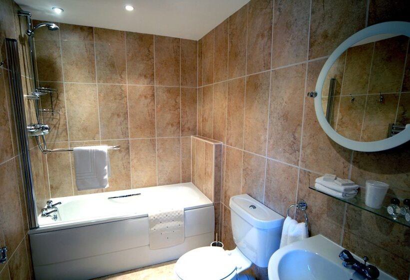 膳宿费 New Overlander Inn