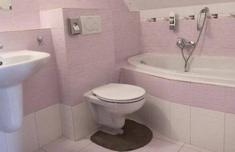 پانسیون Penzión Lampáš