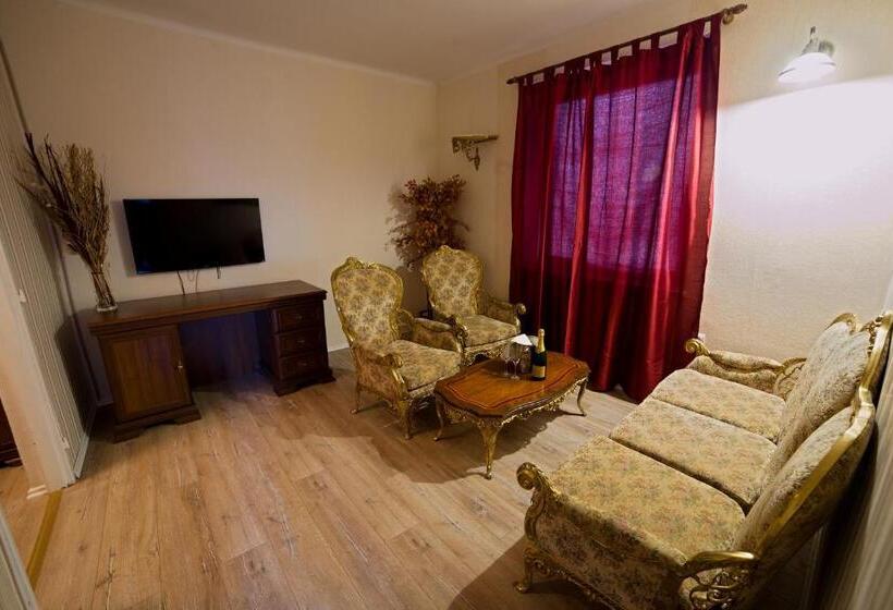 פנסיון Penzion Benatky