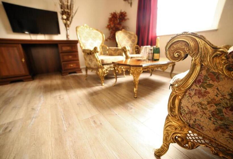 פנסיון Penzion Benatky