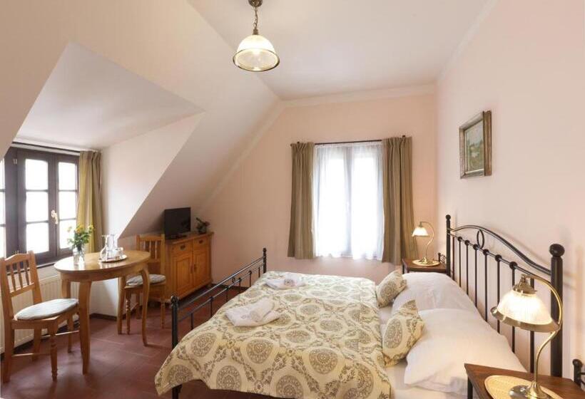 Пансион Penzion Na 15. Poledníku