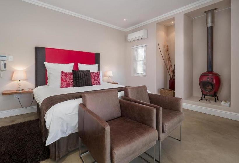 پانسیون Plumwood Boutique Hotel By The Living Journey Collection