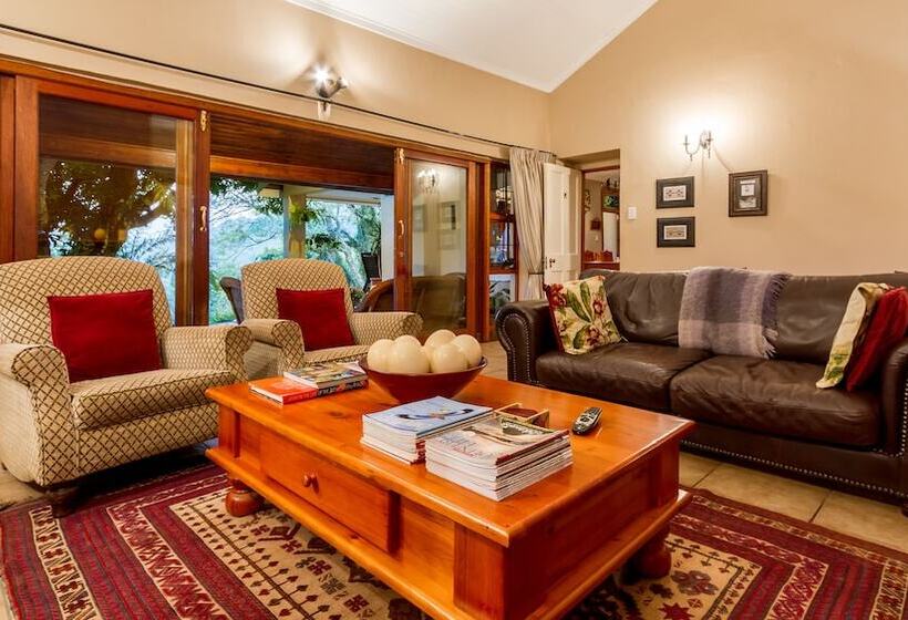 膳宿费 Porcupine Ridge Guest House