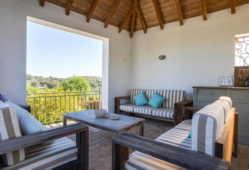 פנסיון Quinta Da Colina