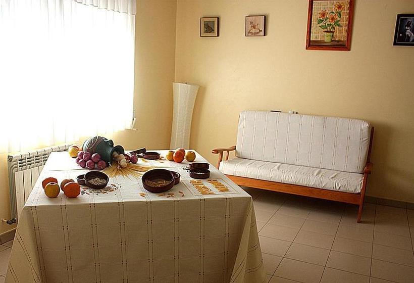 پانسیون Residencia Porta Nova