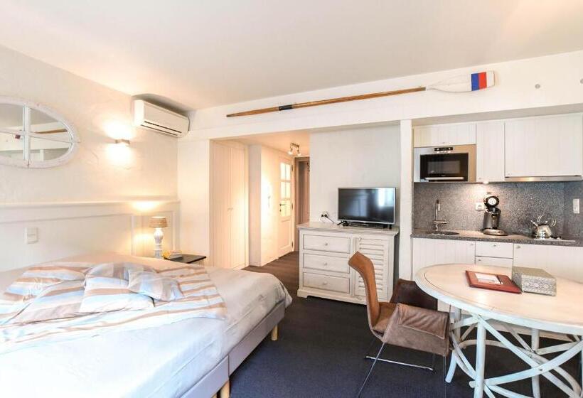 Пансион Residentie De Laurier