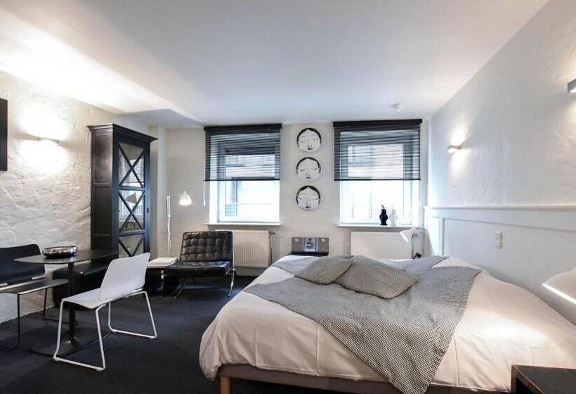 Пансион Residentie De Laurier