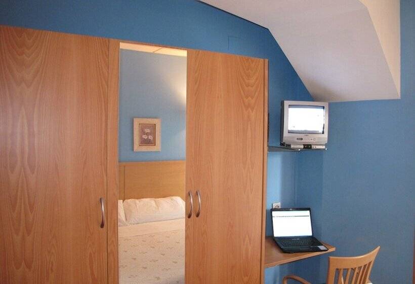 بنسيون Sol Mediterraneo