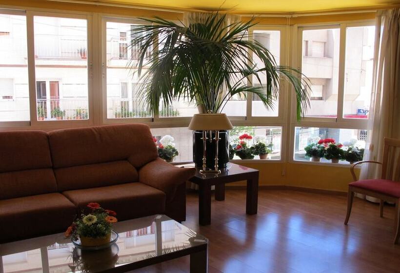 بنسيون Sol Mediterraneo