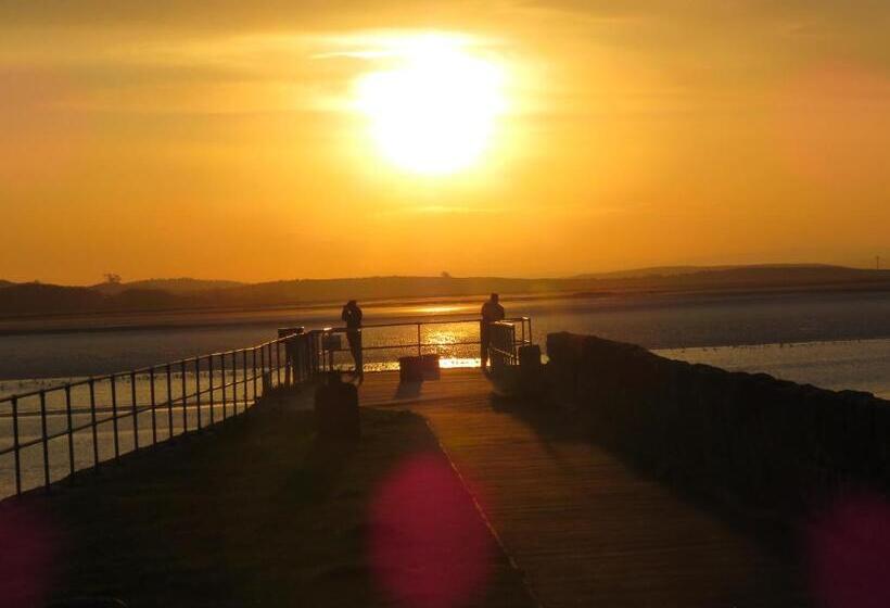 펜션 The Bay Horse Hotel And Restaurant