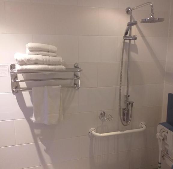 پانسیون The Courtyard  At The Stenson Bubble