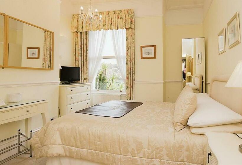 펜션 The Daylesford Guest House