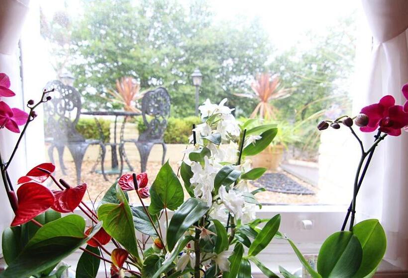 펜션 The Daylesford Guest House