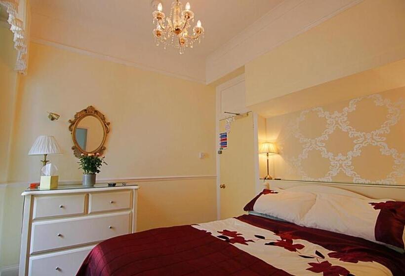 펜션 The Daylesford Guest House