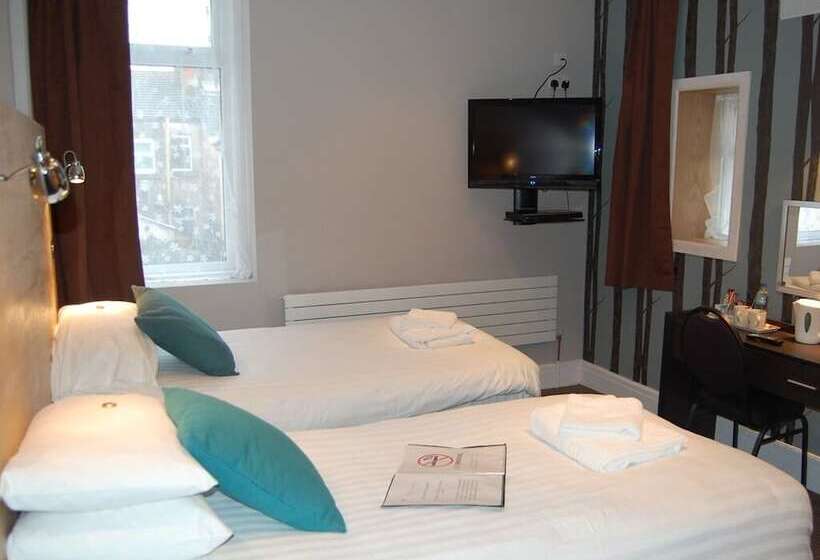 ペンション The Dragonfly