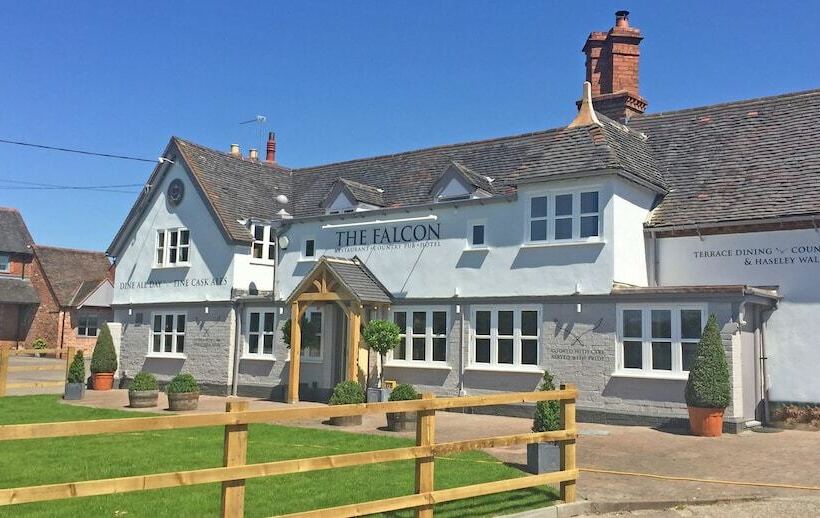 بنسيون The Falcon At Hatton