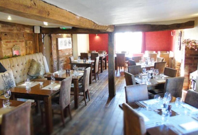 بنسيون The Falcon At Hatton