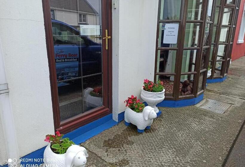 פנסיון The Ferry Boat
