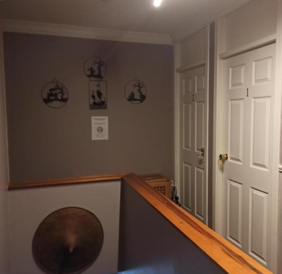 פנסיון The Ferry Boat