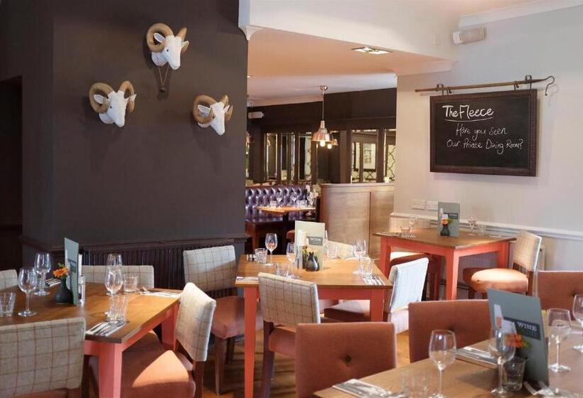 بنسيون The Fleece