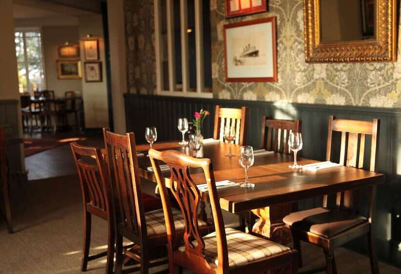 פנסיון The Jug And Bottle