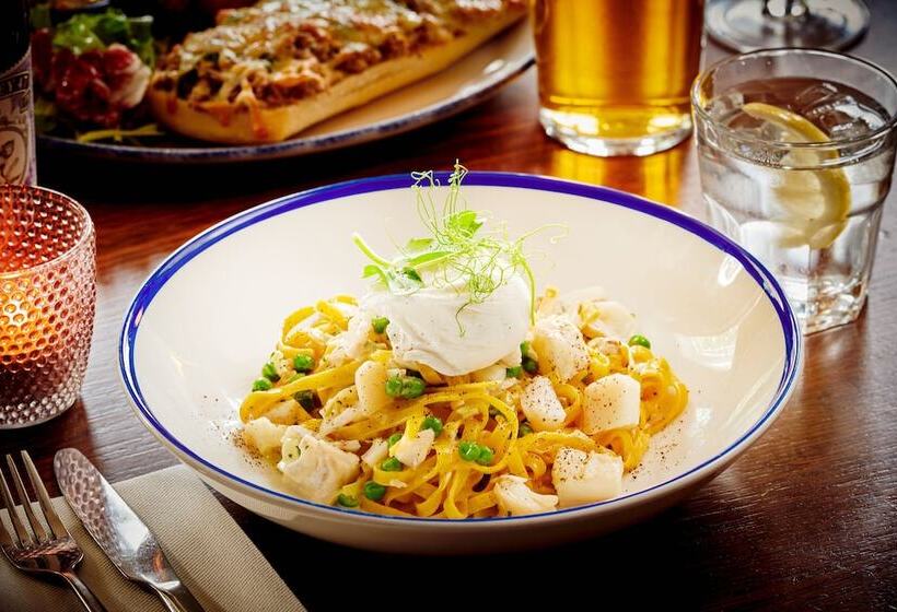 פנסיון The Jug And Bottle