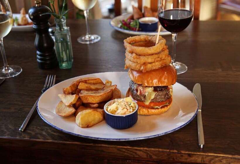 פנסיון The Jug And Bottle