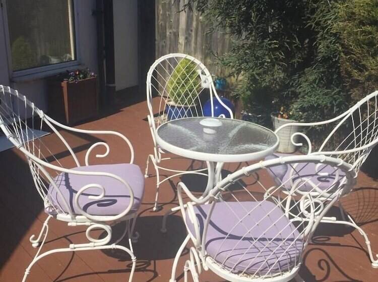 Пансион The Old Coach House