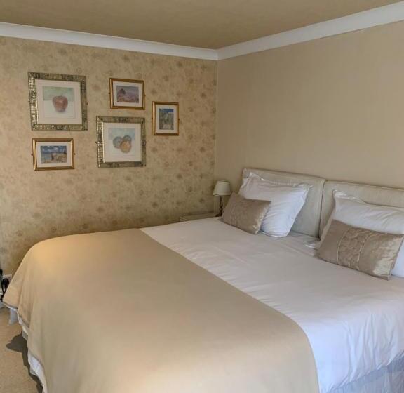 Пансион The Old Coach House