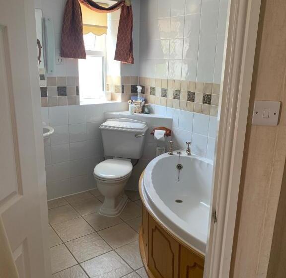 Пансион The Old Coach House