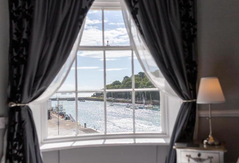 ペンション The Roundhouse