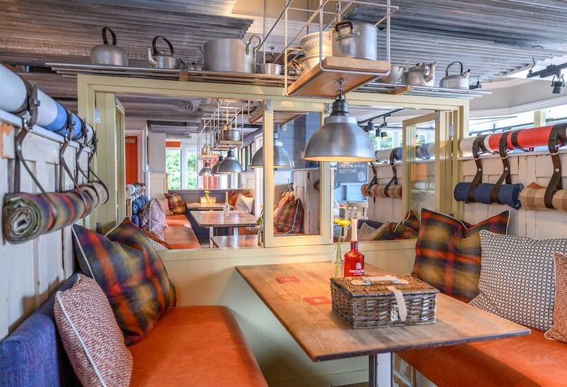 ペンション The Running Horse