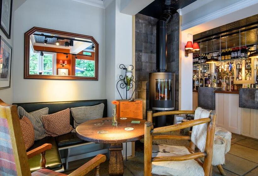 ペンション The Running Horse